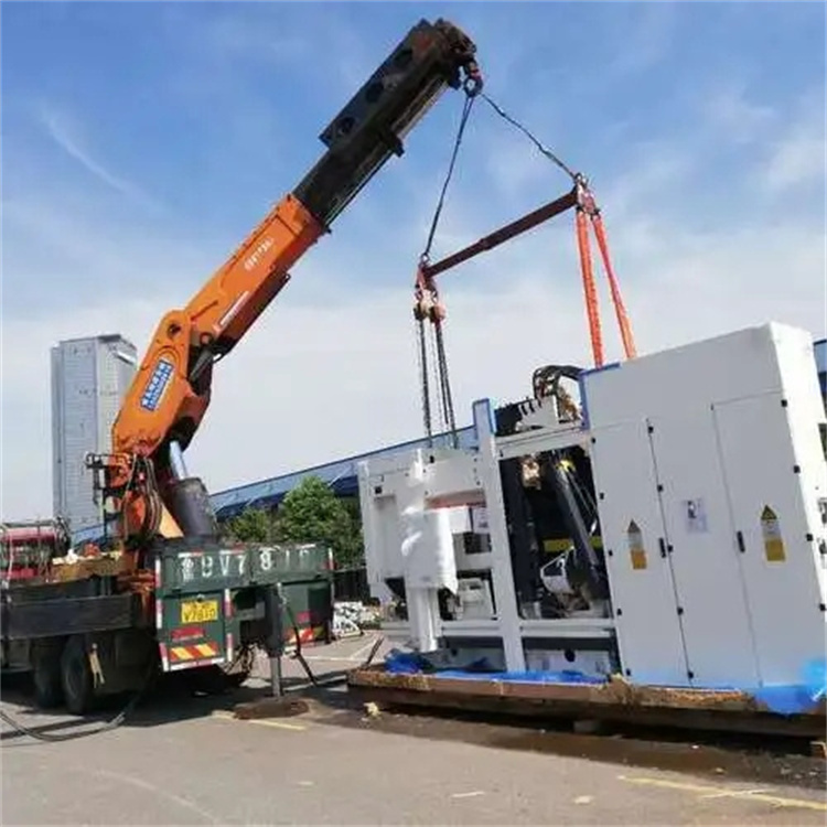 育才镇附近小吊车联系方式|8-16吨|本地及时服务